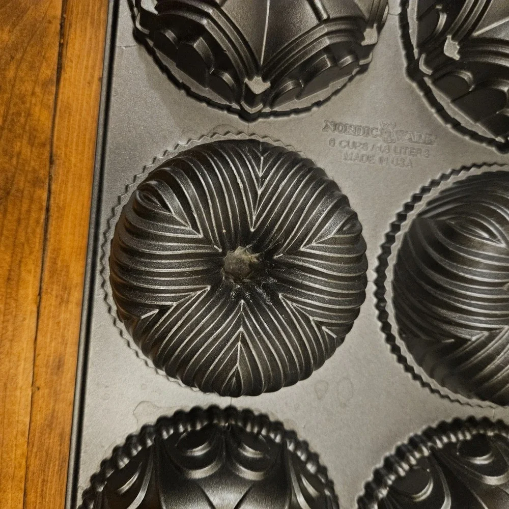 Nordic Ware Mini Bundt Cake Pan 6 Cup 3 Designs Cast Aluminum Made in USA